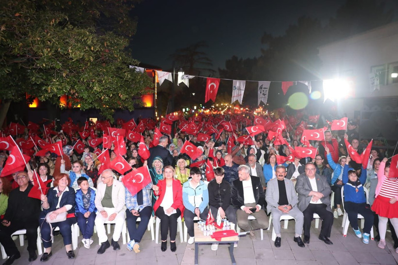 Fatma Kaplan Hürriyet: 19 Mayıs coşkusunu, İzmit’in kalbi Kapanca Sokak’ta yaşamak istedik - Resim: 11