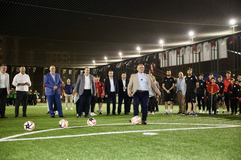 Körfez Kent Spor Kompleksi açıldı - Resim : 4