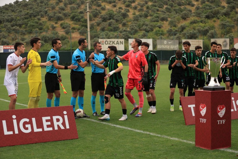 Kocaelispor – Mustafakemalpaşa U-19 finali maç içi fotoğrafları - Resim: 7