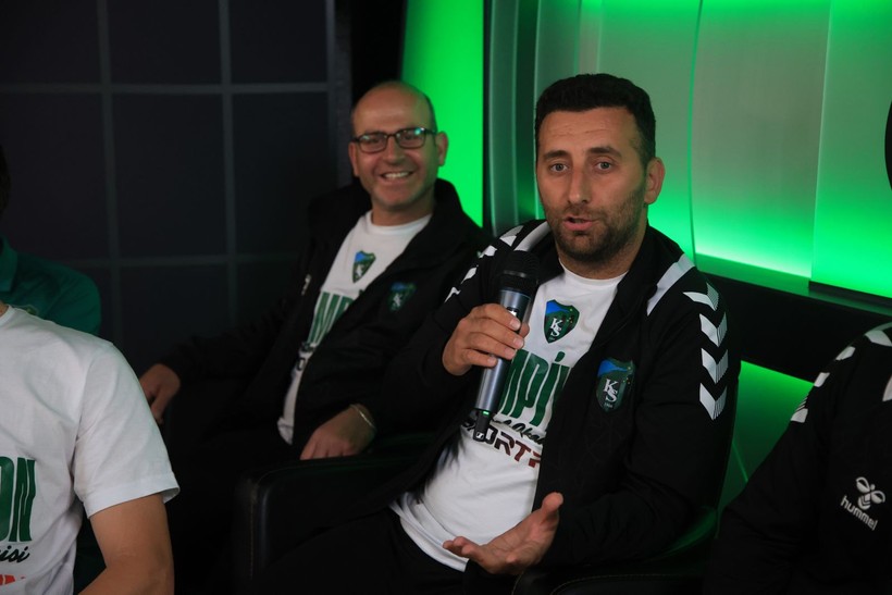 Kocaelispor U-19 Nokta TV stüdyolarında - Foto Galeri- - Resim: 17