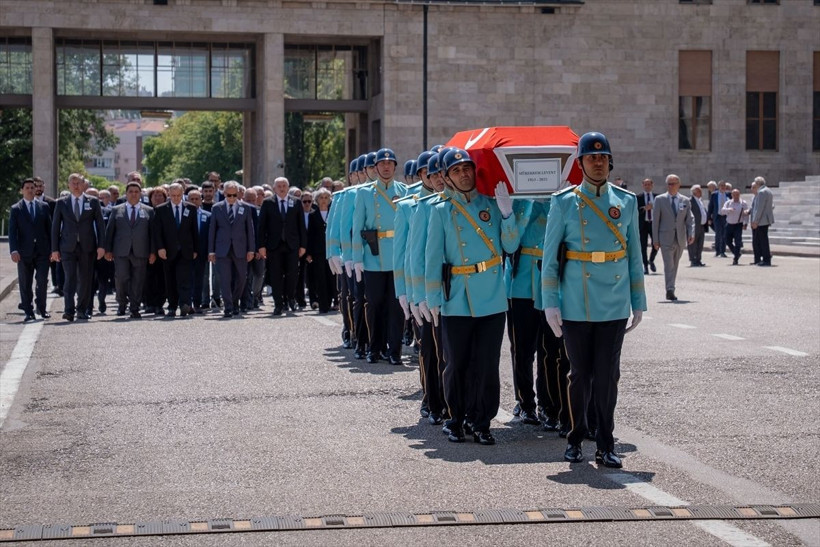 MHP'li milletvekili hayatını kaybetti - Resim: 3