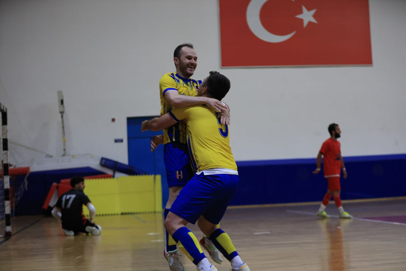 Yok böyle mücadele... Osmanlı 41 - Van Gölü Sportif: 7-6 Foto Galeri - Resim: 50