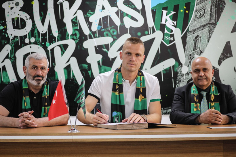 Kocaelispor’da ilk imzayı Jovanovic attı! - Resim : 1
