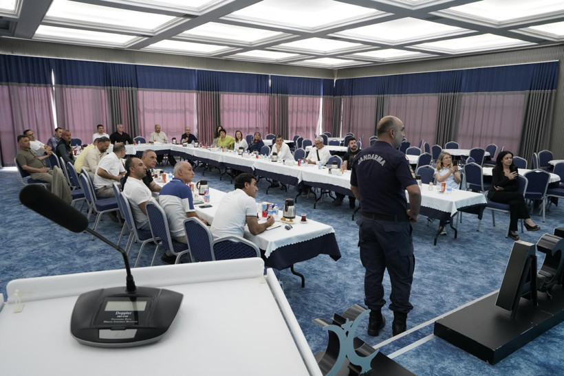 Kritik toplantı: Toplanma alanlarının durumu ele alındı - Resim : 1