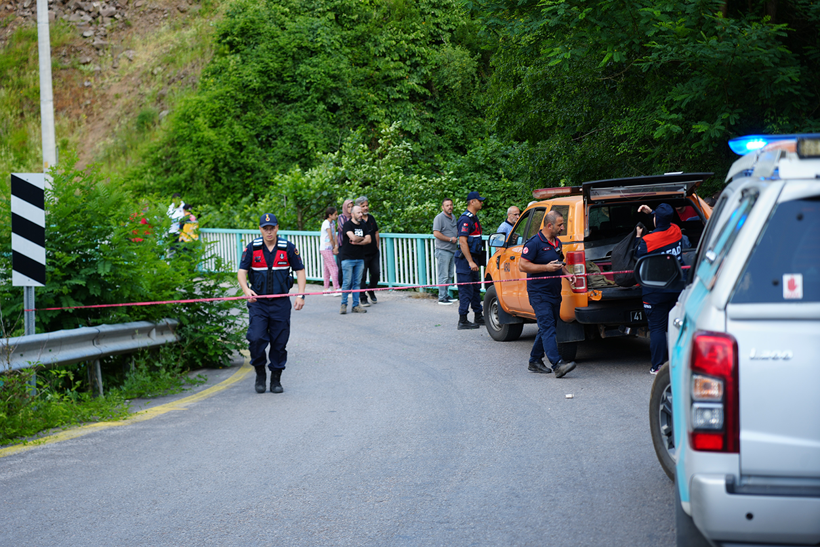 Yuvacık'ta facia! Çocuklarını kurtarmak isteyen anneden acı haber! - Resim : 1