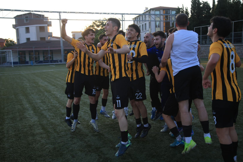 Müthiş düelloda kazanan Darıca Birlik! 1. Amatör Lig'deler! "5-2" - Resim : 6