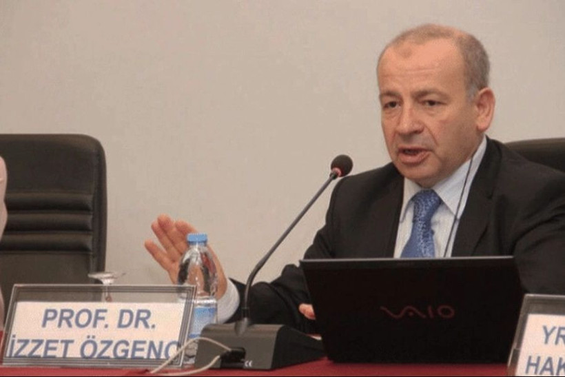 Erdoğan'ın eski hukuk danışmanından suç duyurusu! 3 ismi işaret etti - Resim: 2