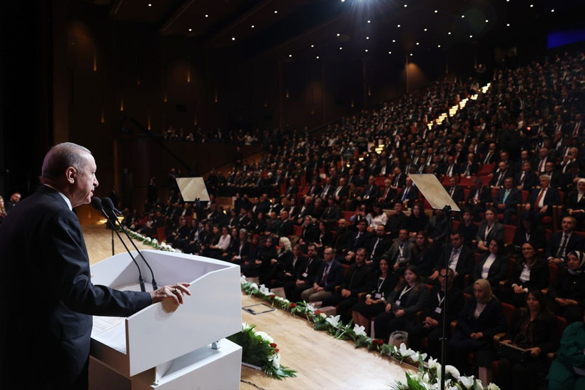 Recep Tayyip Erdoğan'ın elindeki gizemli zarf... - Resim: 3