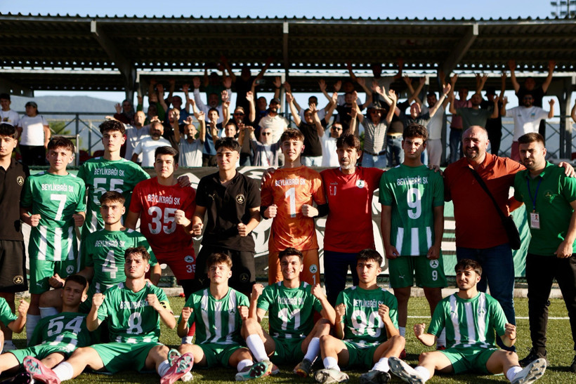 Gebze Beylikbağı U-17 Bolu’dan şampiyon döndü! “2-0” - Resim : 3