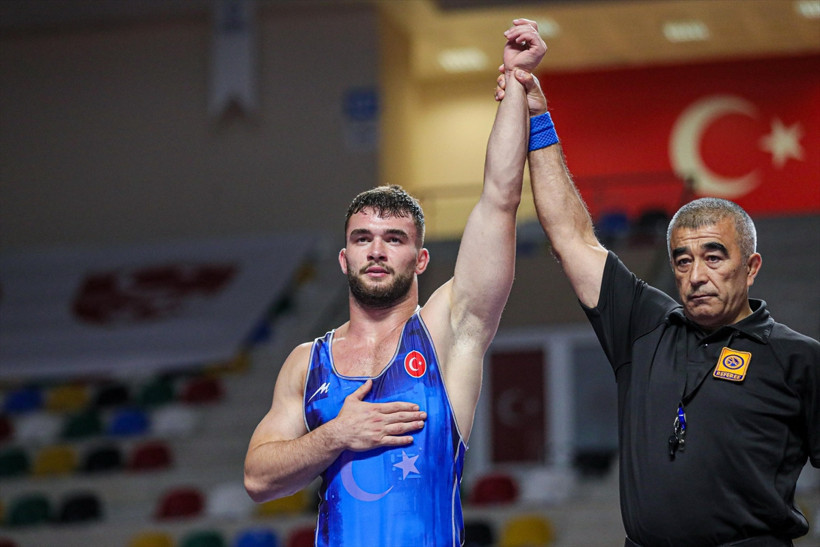 Kocaeli'de düzenlenen güreş turnuvasında 3. gün müsabakaları sona erdi - Resim : 2