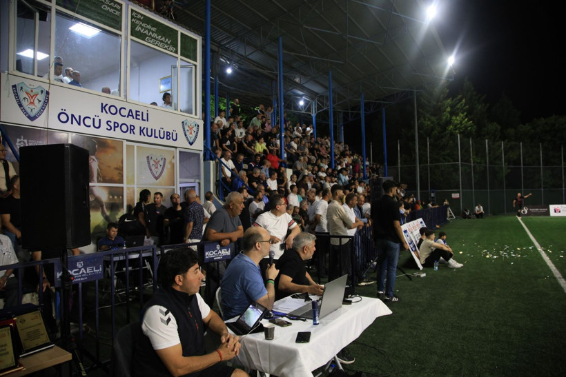 Bekirpaşa Masterler – Kartepe Masterler finalinin foto galerisi - Resim: 13
