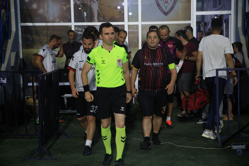 Bekirpaşa Masterler – Kartepe Masterler finalinin foto galerisi - Resim: 3