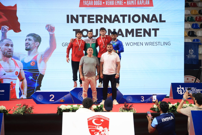 İzmit’teki Yaşar Doğu, Vehbi Emre ve Hamit Kaplan Turnuvası sona erdi - Resim : 6