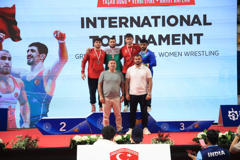 İzmit’teki Yaşar Doğu, Vehbi Emre ve Hamit Kaplan Turnuvası sona erdi - Resim : 9