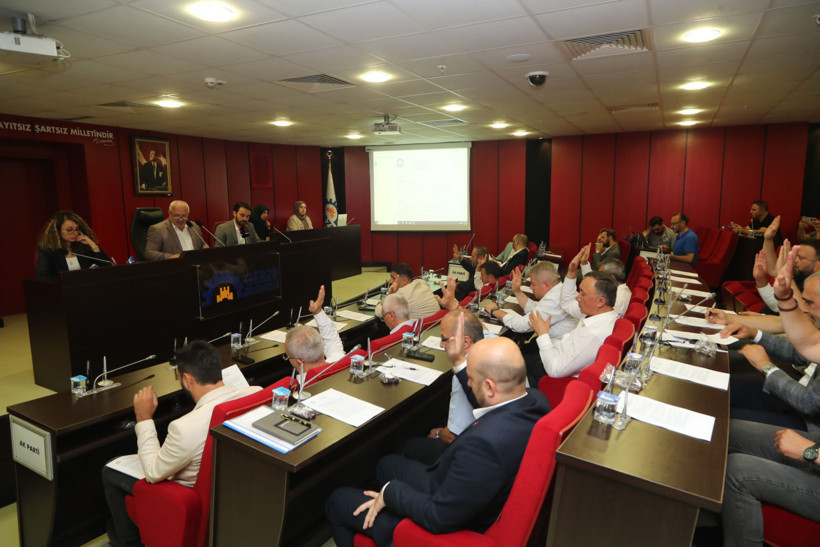 Gebze Belediyesi temmuz ayı meclisinde 17 madde karara bağlandı - Resim : 1