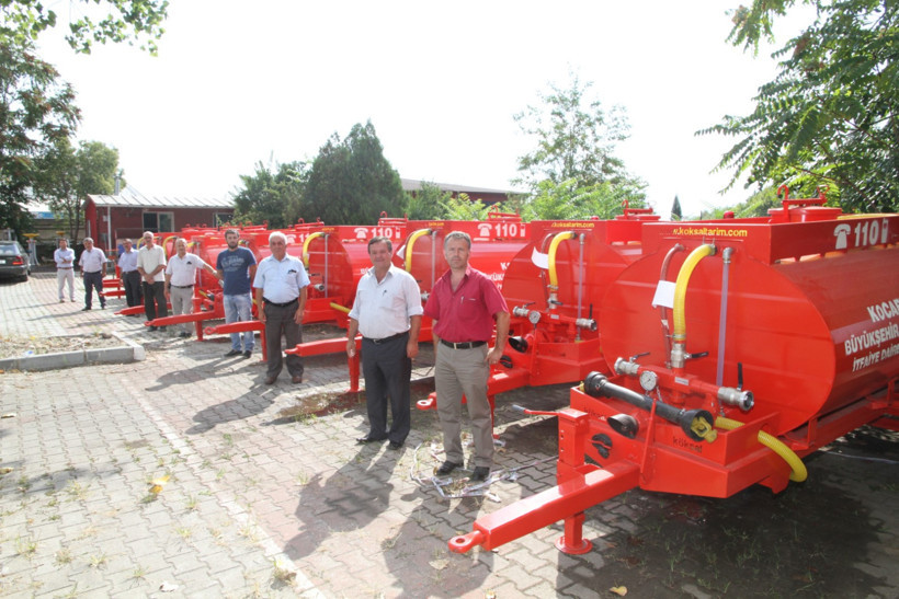 Kocaeli'de yangın seferberliği... Su tankerleri dağıtılıyor - Resim : 1