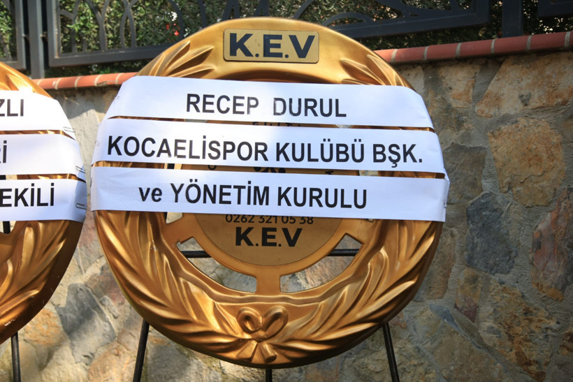 Mevlüt Ağra'dan babasına son görev! - Resim : 14