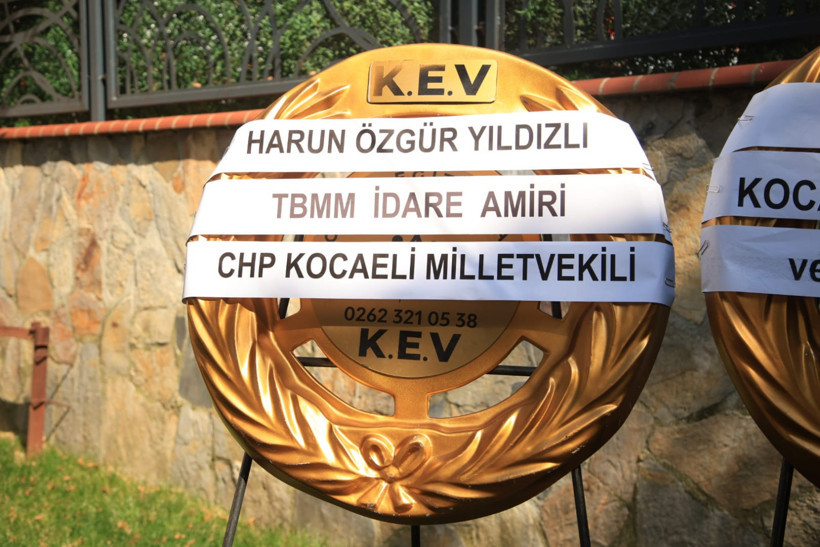 Mevlüt Ağra'dan babasına son görev! - Resim : 13