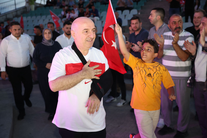 Muzaffer Bıyık: 15 Temmuz ruhu devam ettikçe bizi kimse yıkamaz - Resim : 2