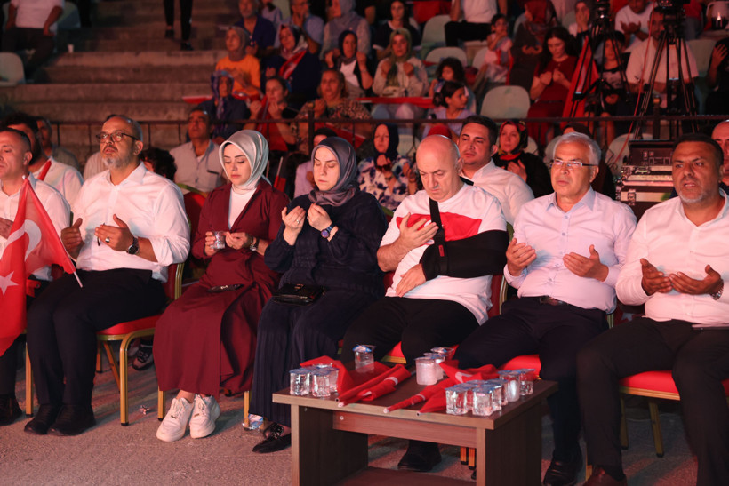 Muzaffer Bıyık: 15 Temmuz ruhu devam ettikçe bizi kimse yıkamaz - Resim : 3