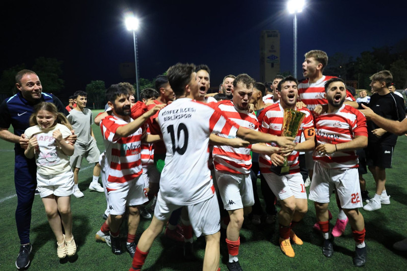 Körfez İlçesi Birlikspor – Başiskele Birlikspor maçının fotoğraf galerisi - Resim: 22