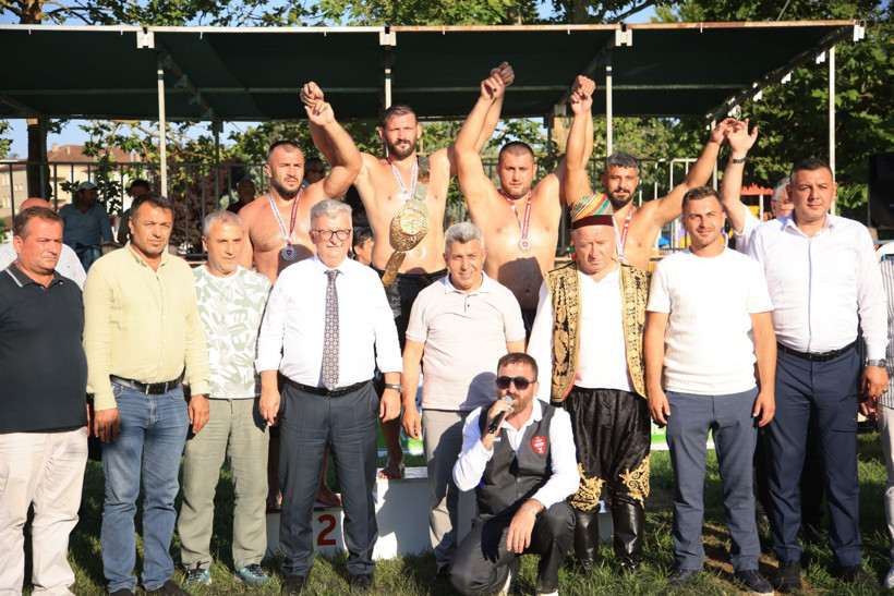 Tarihi Kandıra Namazgah Güreşleri fotoğraf galerisi - Resim: 148