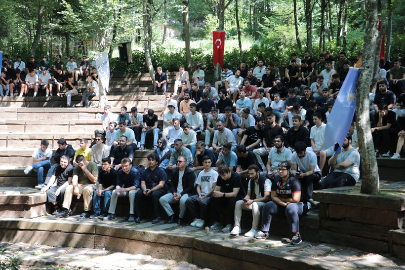 AK Parti'nin kampı Kocaeli'de başladı - Resim : 1