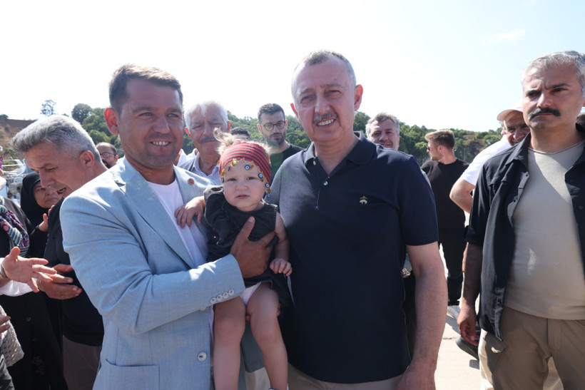 Vira Bismillah... Tahir Büyükakın balıkçılarla denize açıldı - Resim : 5