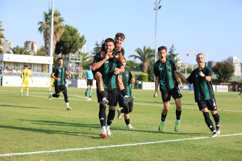 Kocaelispor PAF takımı İstanbul'dan eli boş döndü - Resim : 6