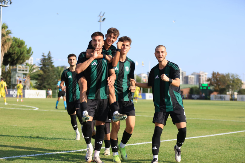 Kocaelispor PAF takımı İstanbul'dan eli boş döndü - Resim : 5