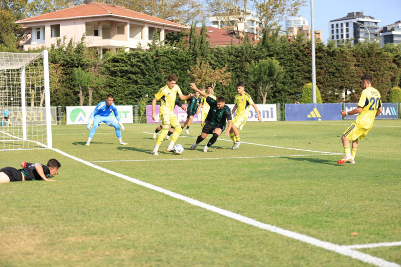Kocaelispor PAF takımı İstanbul'dan eli boş döndü - Resim : 4