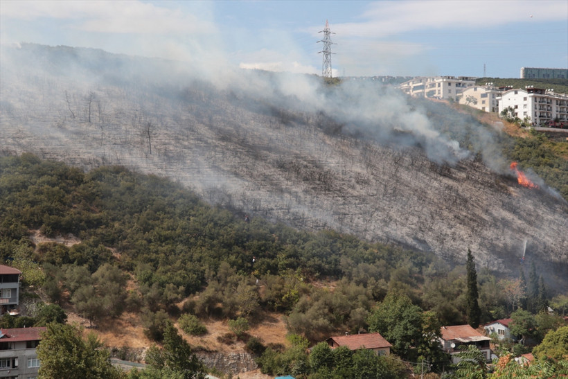 Kocaeli’de yine orman yangını çıktı - Resim : 4