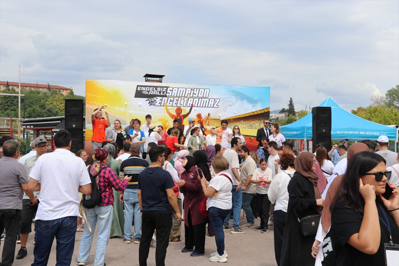 Özel çocuklar ralli heyecanı yaşadı - Resim : 1