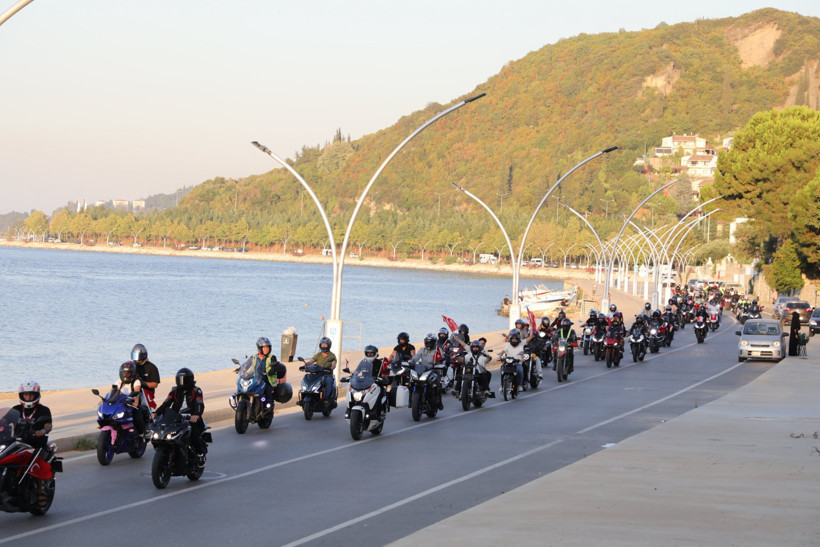 Karamürsel’de 30 Ağustos coşkusu sokaklara taştı - Resim : 2