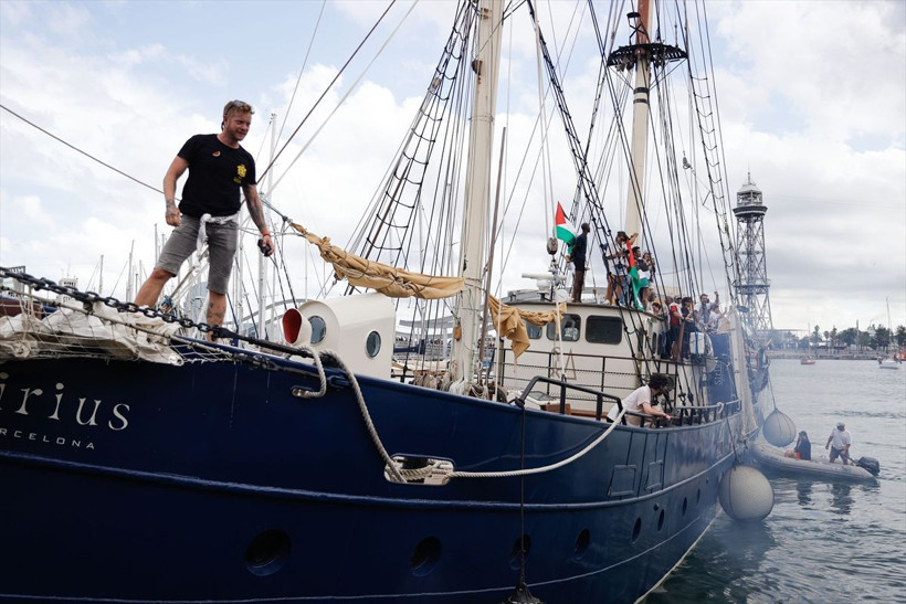 Onlarca tekne İsrail'in ablukasını kırmak ve Filistin ile dayanışma için Akdeniz'de yelken açtı - Resim: 5