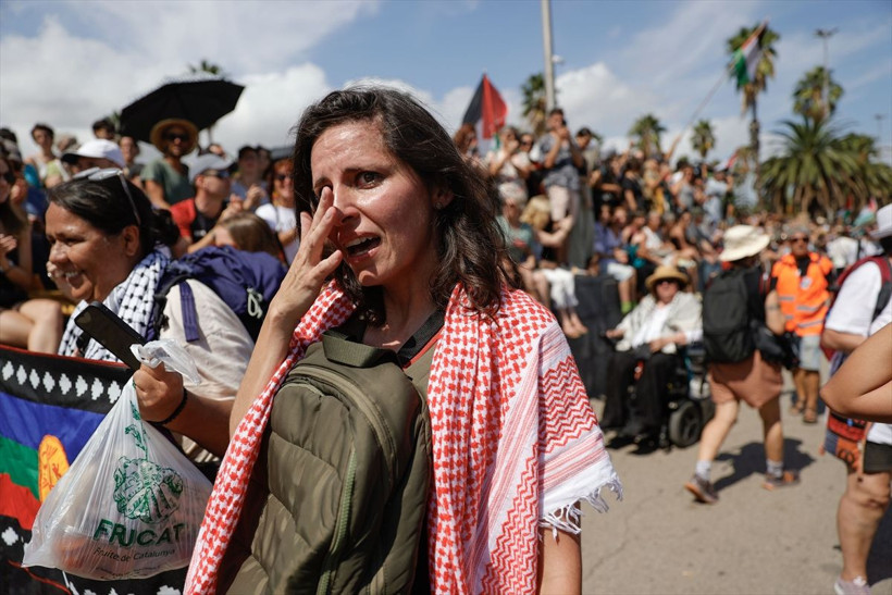 Onlarca tekne İsrail'in ablukasını kırmak ve Filistin ile dayanışma için Akdeniz'de yelken açtı - Resim: 17