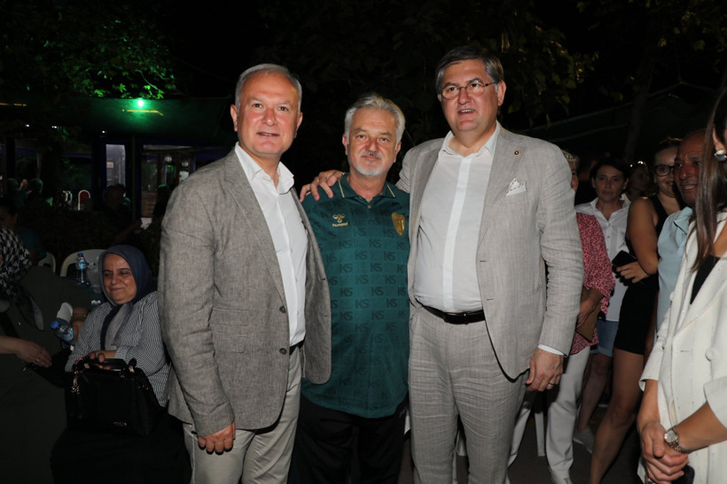 Karamürsel'de balıkçılar 'Vira Bismillah' dedi - Resim : 1