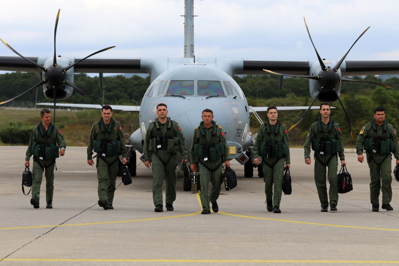 Mavi vatanın uçan gözü... Havada kalkan oluyor - Resim: 5