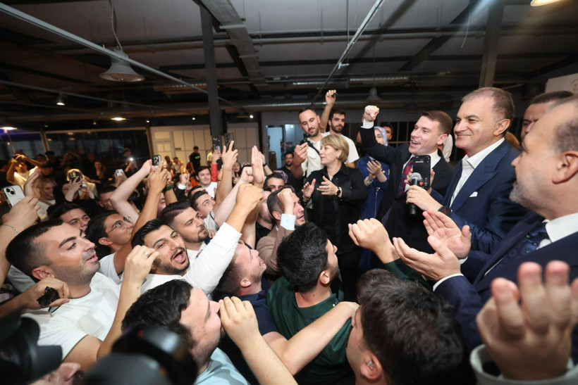 Cumhurbaşkanı Erdoğan'dan AK Parti Kocaeli gençlerine mesaj: Bütün kapıları aştınız - Resim : 1