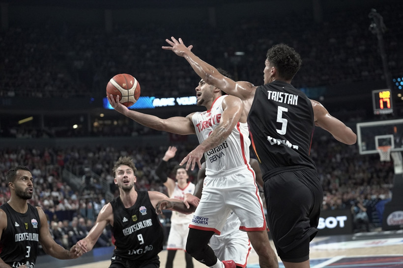 Teşekkürler 12 Dev Adam - Resim : 1