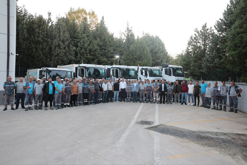 Bünyamin Çiftçi, temizlik personellerini mesaiye uğurladı - Resim : 1