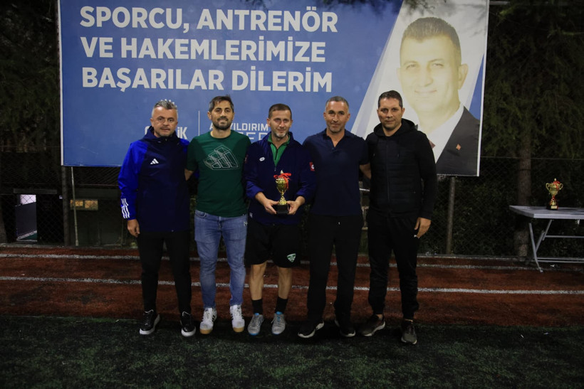 Gölcük Belediyesi Başkanlık Kupası İhsaniyespor'un! "2-1" - Resim : 1