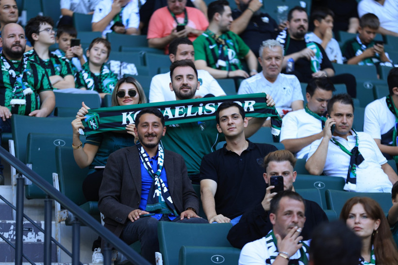 Kocaelispor – Çaykur Rizespor: 1-1 (MAÇ SONUCU) - Resim : 5