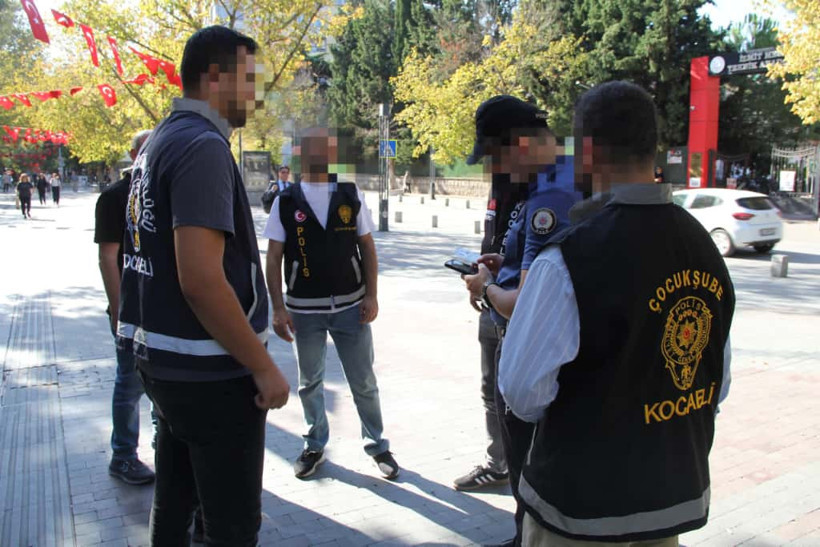 Polis okul önlerini boş bırakmıyor! - Resim : 1