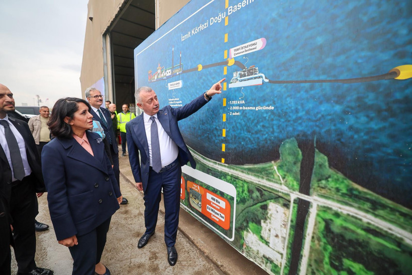 AK Parti Genel Başkan Yardımcısı, İzmit Körfezi’ni bakın neye benzetti? - Resim : 6