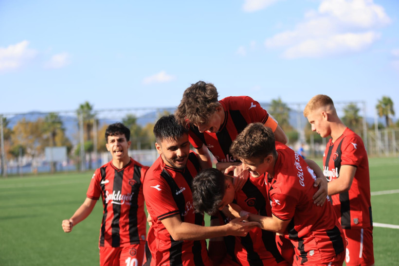 Gölcükspor U-19’u tutabilene aşk olsun! “3-1” - Resim : 1