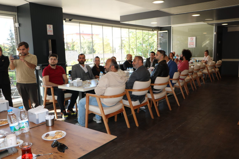 Zafer Partisi'nden Gebze'de üye buluşması - Resim : 1