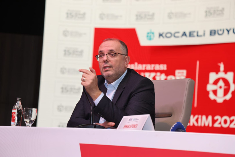 Erhan Afyoncu: Ufka bakanlar kazanır - Resim : 1