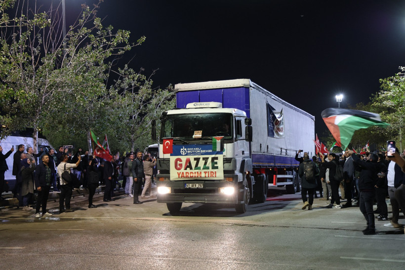 Kocaeli'den ilk yardım tırları Gazze’ye doğru yola çıktı - Resim : 4