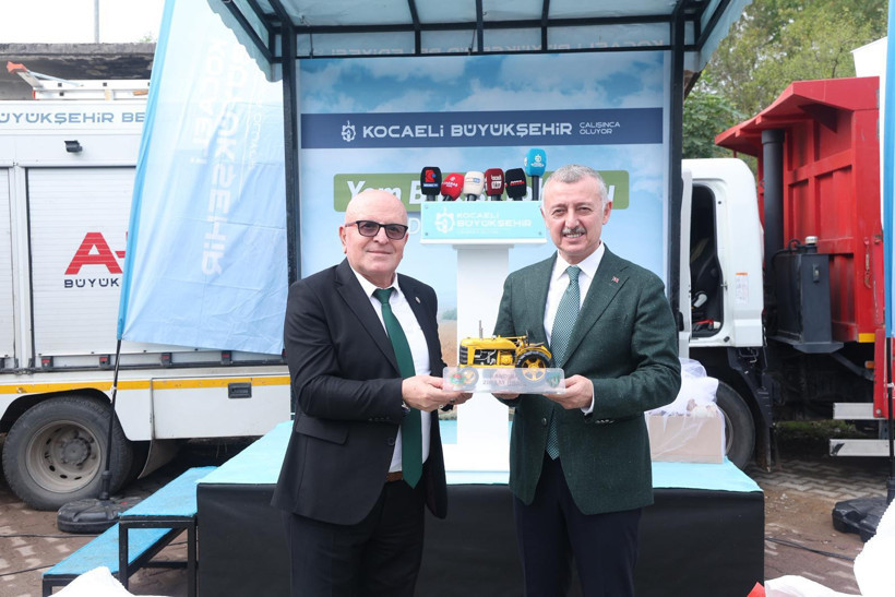 3 bin 500 çiftçiye yem bitkisi tohumu dağıtıyor! - Resim : 3